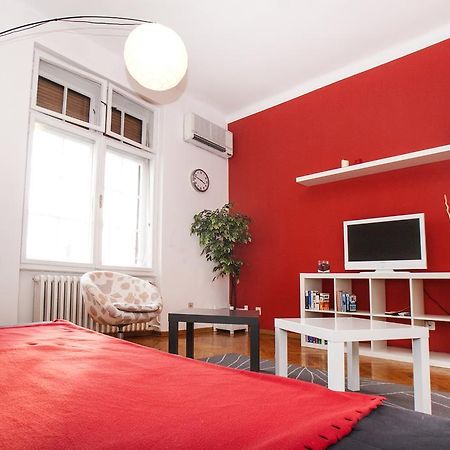 Bridge Apartment Belgrad Oda fotoğraf
