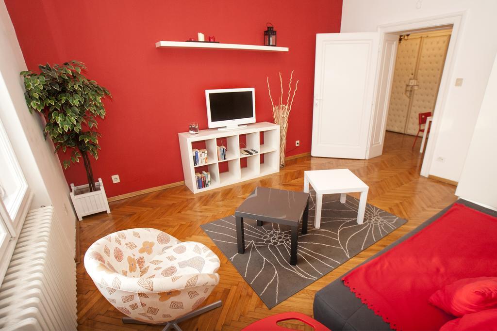 Bridge Apartment Belgrad Oda fotoğraf