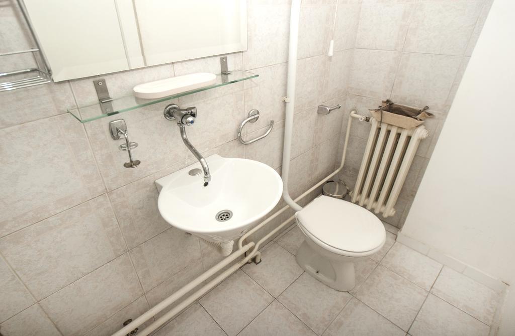 Bridge Apartment Belgrad Oda fotoğraf