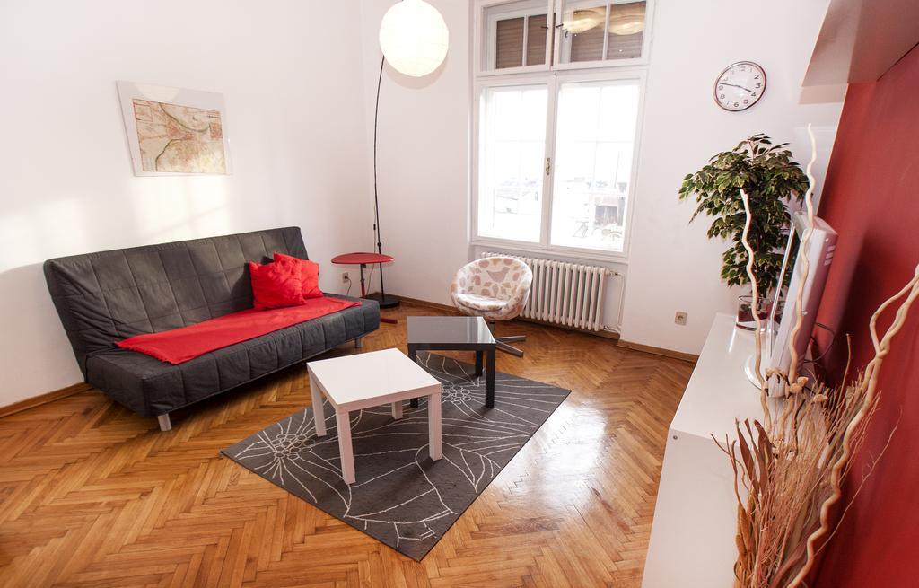 Bridge Apartment Belgrad Oda fotoğraf